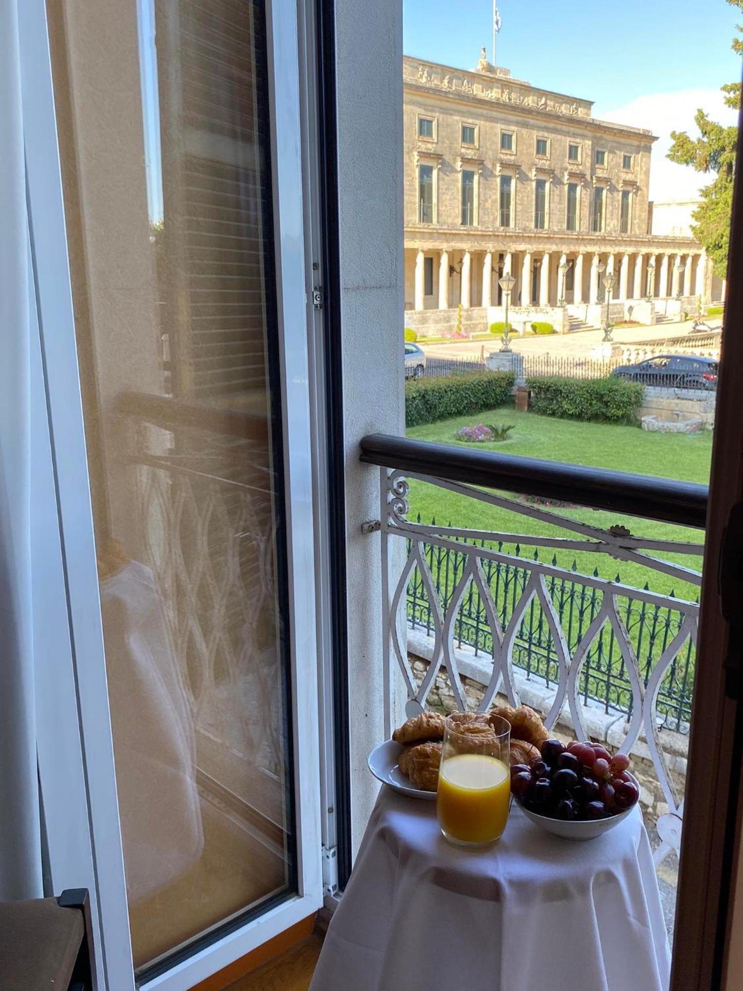 Palazzo Luxury Suite - View To Liston Square & Old Fortress Of Corfu Old Town المظهر الخارجي الصورة
