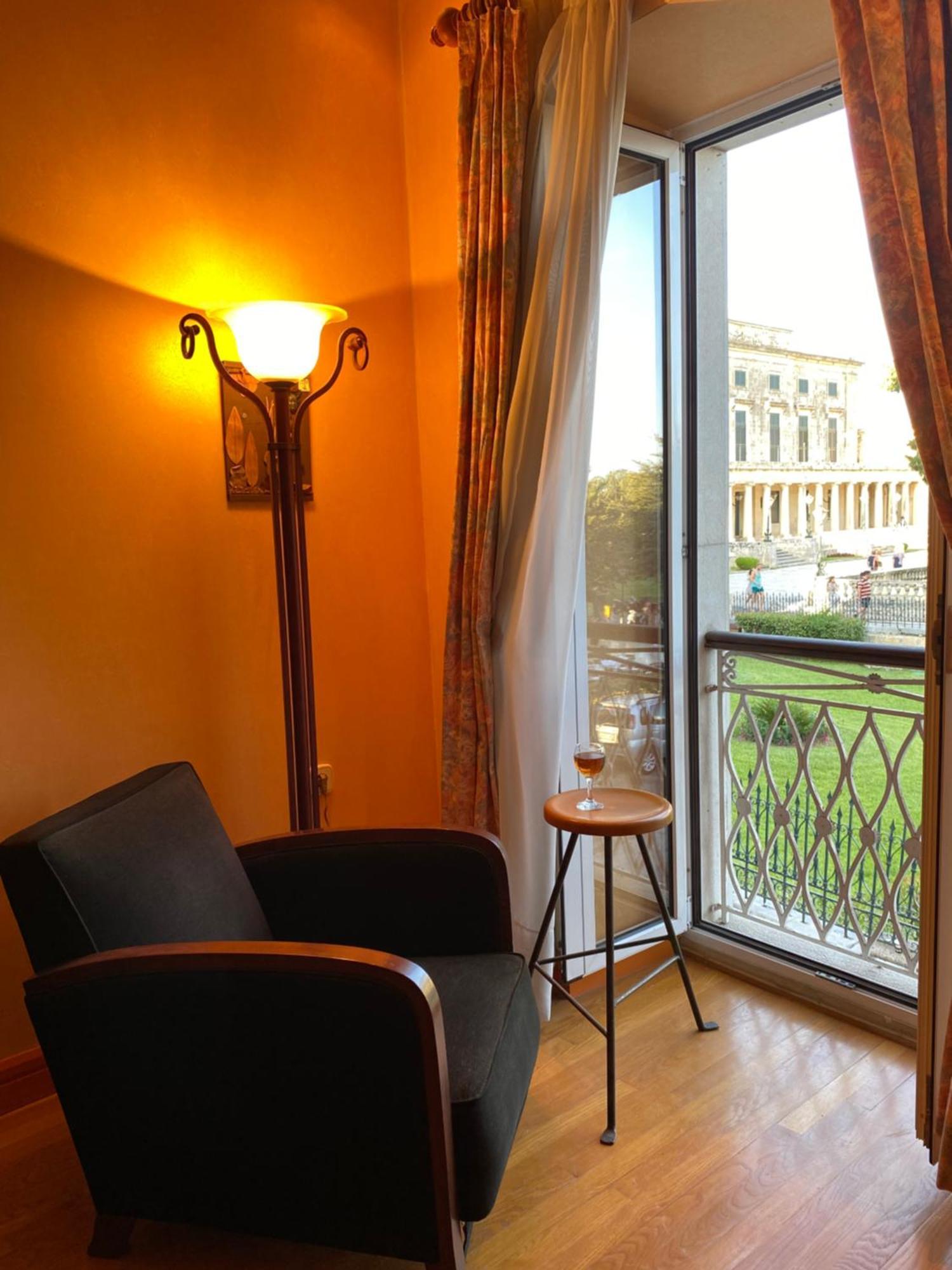 Palazzo Luxury Suite - View To Liston Square & Old Fortress Of Corfu Old Town المظهر الخارجي الصورة