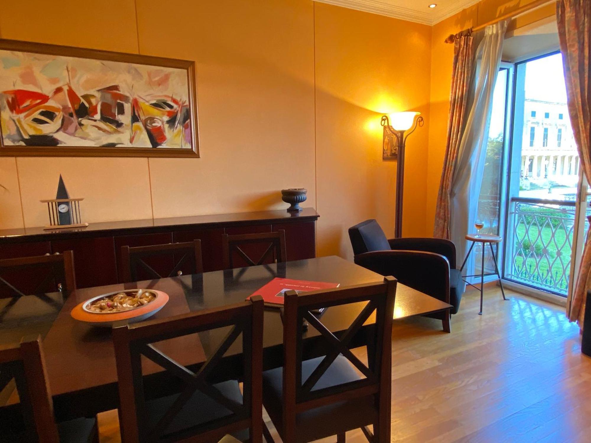 Palazzo Luxury Suite - View To Liston Square & Old Fortress Of Corfu Old Town المظهر الخارجي الصورة